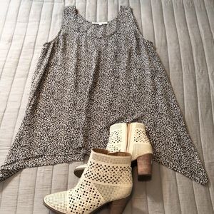 Daniel Rainn leopard print blouse. Size Large